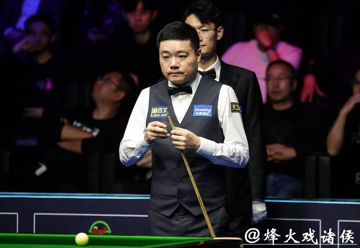 丁俊晖夹缝求生,年轻00后抢占赛场风头,中英对比暴露人才培养真相 丁俊晖夹缝求生,年轻00后抢占赛场风头,中英对比暴露人才培养真相