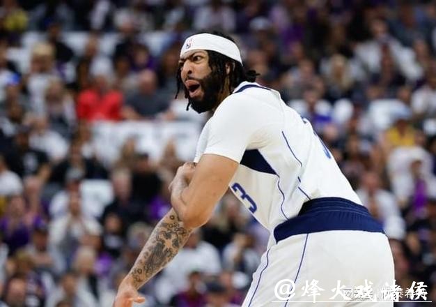 浓眉申请交易!富保罗出面逼宫,独行侠左右为难,球迷:回湖人队 浓眉申请交易!富保罗出面逼宫,独行侠左右为难,球迷:回湖人队